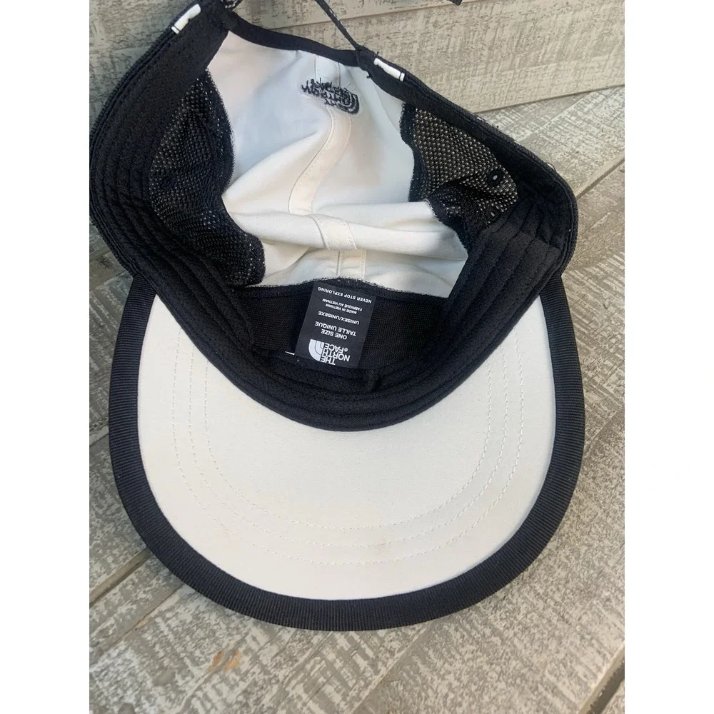 The North Face Class V Webbing White Black Cap Hat Unisex One Size Adjustable